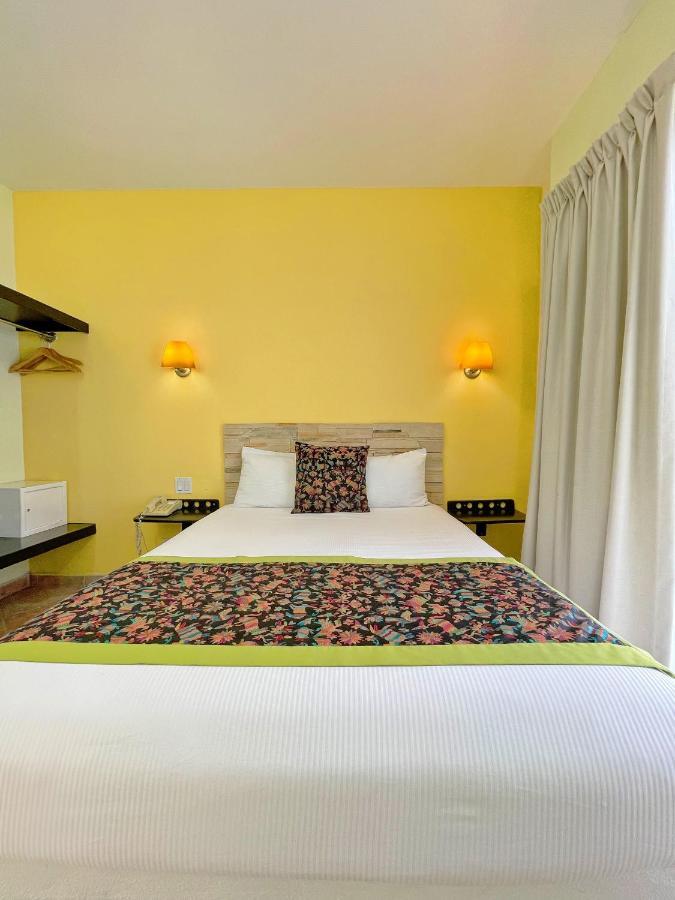 Seven Crown Express & Suites By Kavia Cabo San Lucas Exterior foto