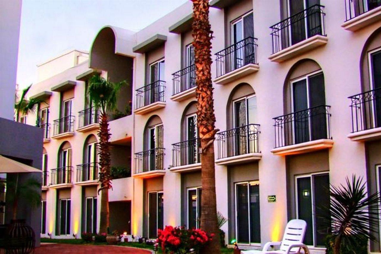 Seven Crown Express & Suites By Kavia Cabo San Lucas Exterior foto